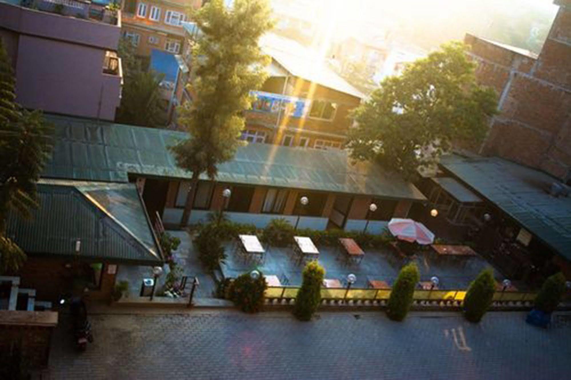 Aryal International Hotel กาฐมาณฑุ ภายนอก รูปภาพ
